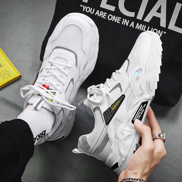 Vyriški sportbačiai - ploni, kvėpuojantys baltos spalvos