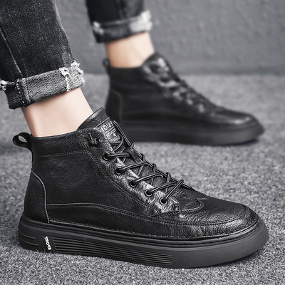 Meeste vabaaja nahast tossud