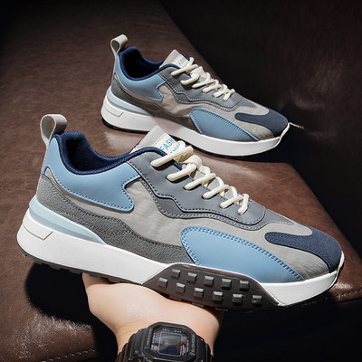 Įvairių spalvų vyriški laisvalaikio sportbačiai