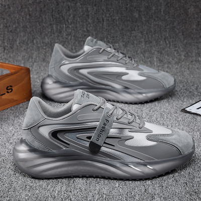 Vyriški sportbačiai su dekoracijomis ir tinkleliu