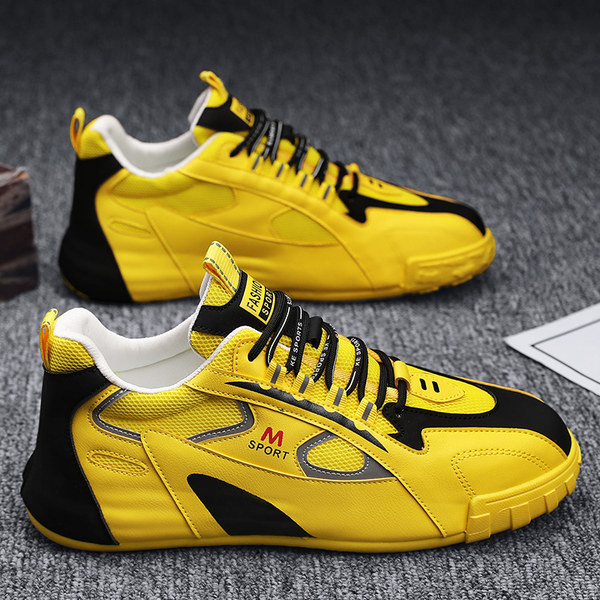 Įvairių spalvų ir dekoratyvinių elementų vyriški sportiniai sportbačiai