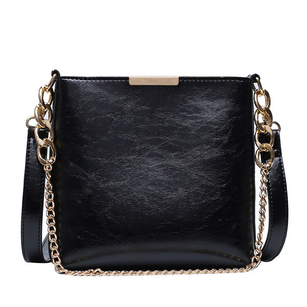 Madingas moteriškas mažas eko odos krepšys su metaline grandinėle