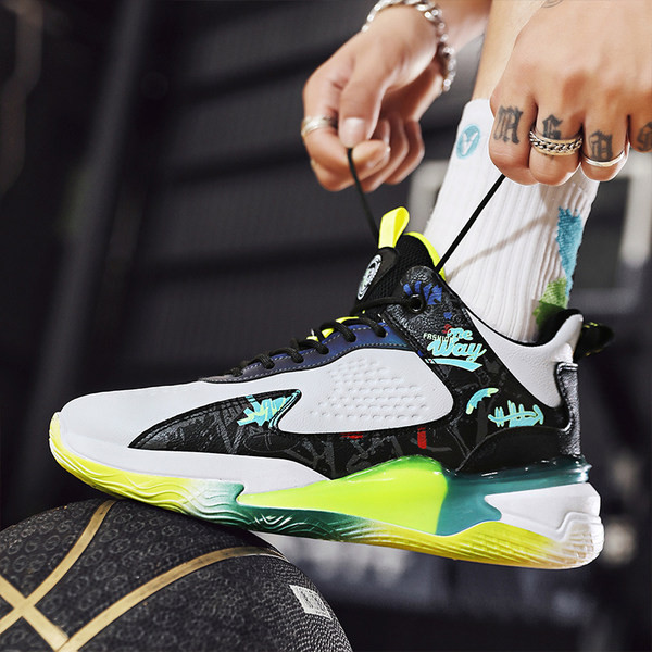 Meeste paeltega tossud – kõrged