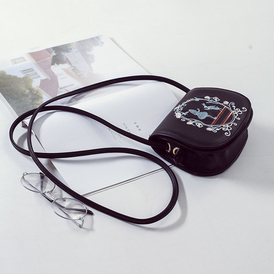 Moteriškos rankinės – mažos apvalios