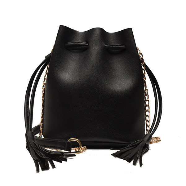 Juodos spalvos moteriška laisvalaikio rankinė