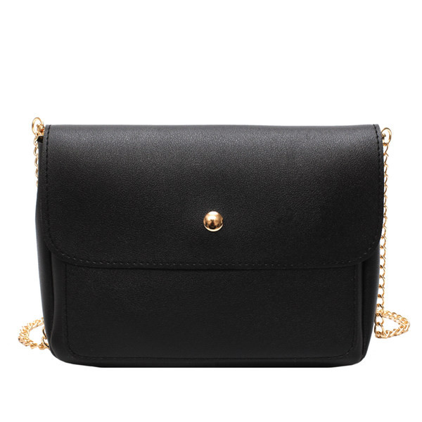 Šiuolaikinė moteriška juoda rankinė su petnešėlėmis