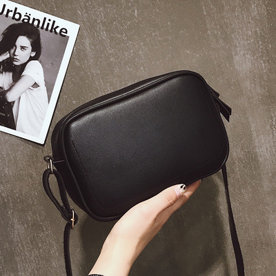 Ležerna ženska kožna torba na rame