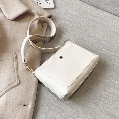 Női táskák - új két színben