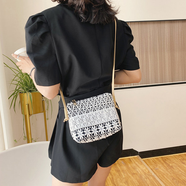 Pika rihmaga vabaaja käekott