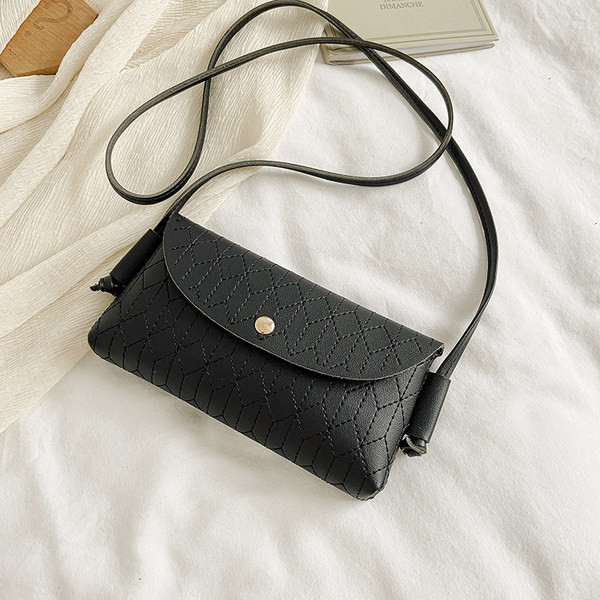 Moteriška odinė pečių rankinė