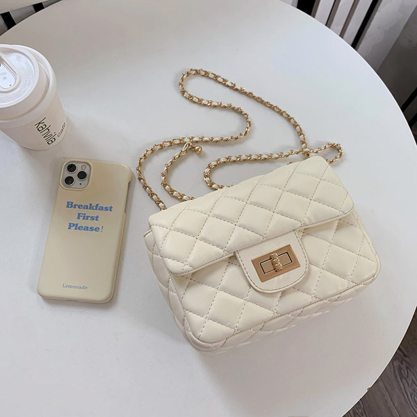 Naiste kotid - väikesed igapäevased