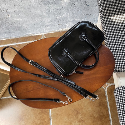 Γυναικεία μικρή τσάντα από οικολογικό δέρμα