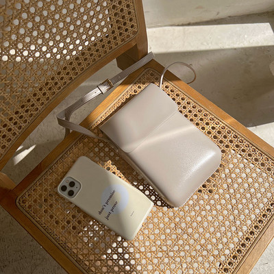 Γυναικείες τσάντες - μικρές καθολικές