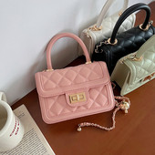 Naiste trendikas väike kott neljas erinevas värvitoonis