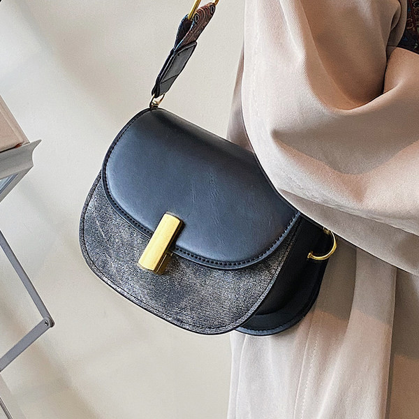 Γυναικείες τσάντες - μικρές με φαρδύ λουράκι ώμου