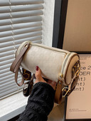 Γυναικείες τσάντες - νέο καπέλο με έναν ώμο