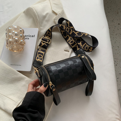 Γυναικείες τσάντες - νέο καπέλο με έναν ώμο