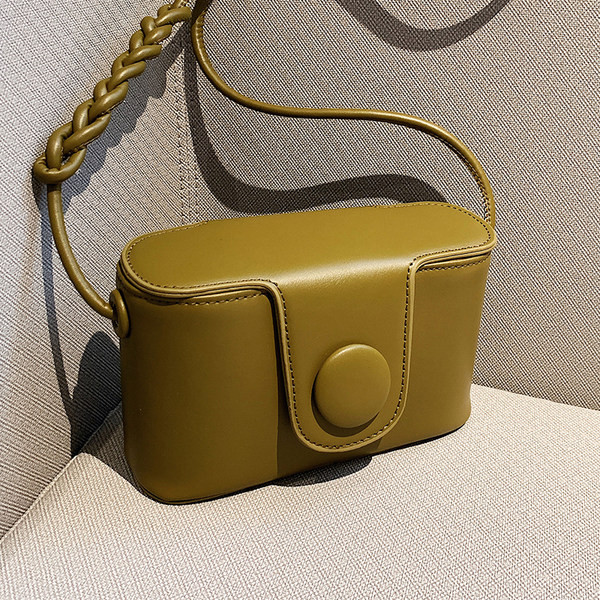 Νέα μικρή τσάντα σε διάφορα χρώματα