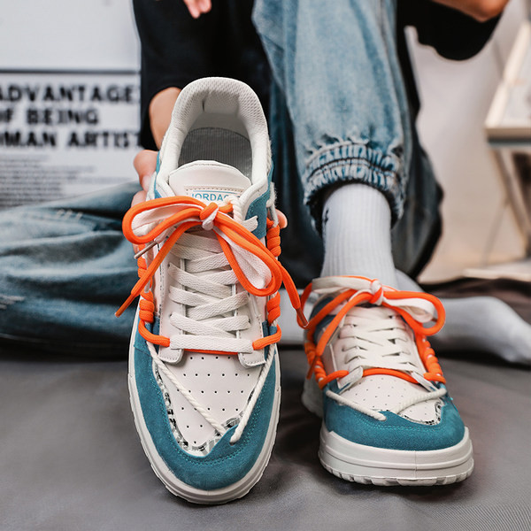 Férfi tornacipő - új, fűzős