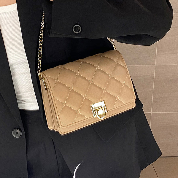 Naiste kotid – väikesed teemanttikandiga