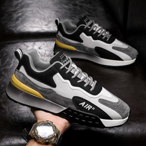 Нови ежедневни мъжки кецове 