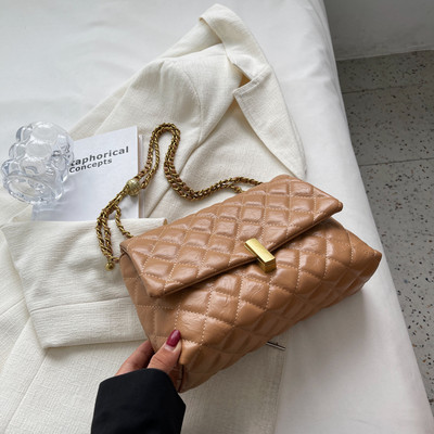 Casual četvrtasta torba od eko kože s metalnim lancem