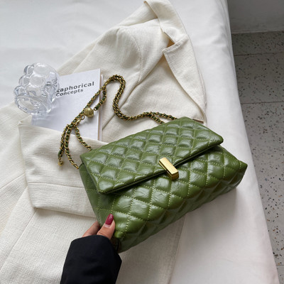 Casual četvrtasta torba od eko kože s metalnim lancem