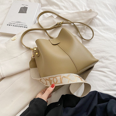 Τσάντα από οικολογικό δέρμα casual με δύο χερούλια