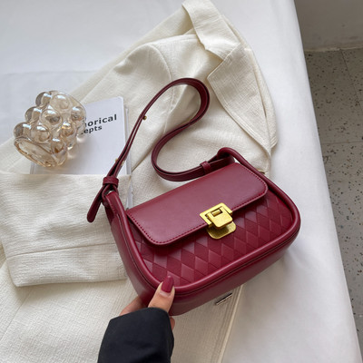 Univerzális kézitáska különböző színekben