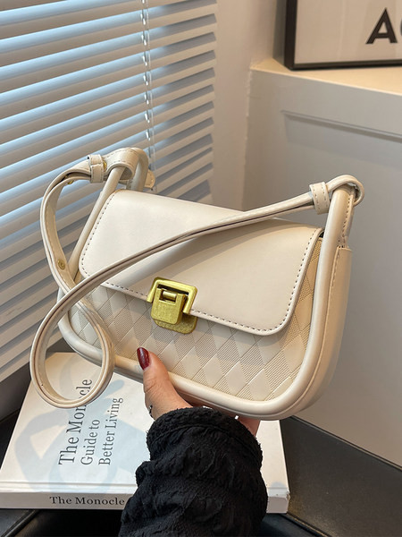 Univerzális kézitáska különböző színekben