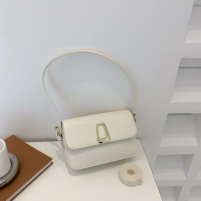 Moteriška šiuolaikiška dygsniuotos eko odos rankinė