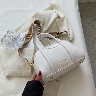 Eko odos rankinė su dekoratyviniu užrašu