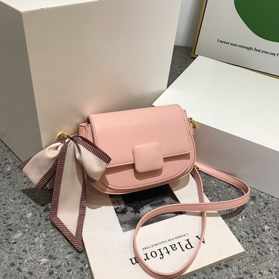 Naiste kotid - väike universaalne õlakott