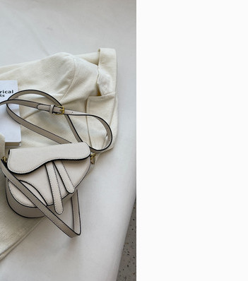 Uue mudeli käekott kolmes värvitoonis