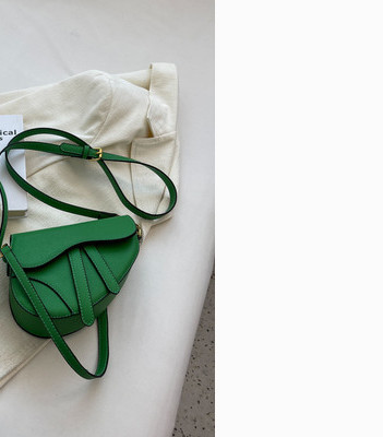 Uue mudeli käekott kolmes värvitoonis