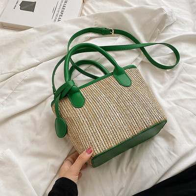 Γυναικεία ψάθινη τσάντα με δερμάτινα στοιχεία