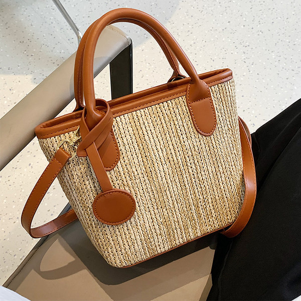 Γυναικεία ψάθινη τσάντα με δερμάτινα στοιχεία