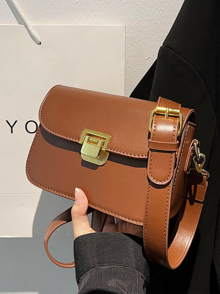 Μικρή τσάντα σε διάφορα χρώματα