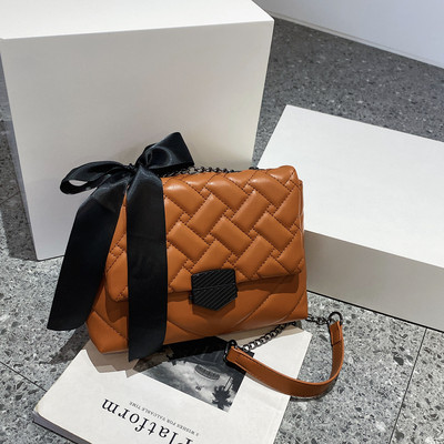 Új modell női bőr táska fém csattal