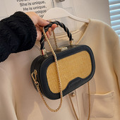 Naiste nahast kohvri tüüpi kott metallist lukuga