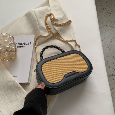 Naiste nahast kohvri tüüpi kott metallist lukuga