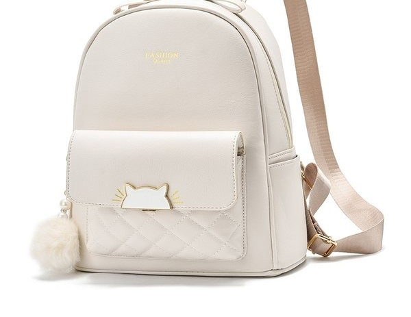 Γυναικείο μοντέρνο δερμάτινο σακίδιο πλάτης με μεταλλικό κούμπωμα