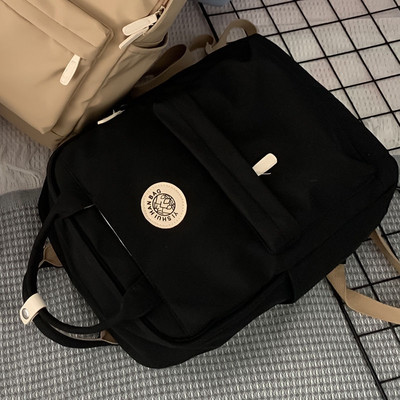 Naujo modelio moteriška kuprinė su logotipu