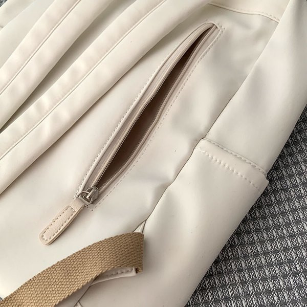 Naujo modelio moteriška kuprinė su logotipu