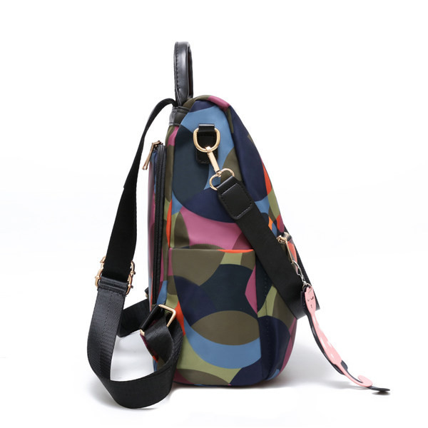 Γυναικείο αδιάβροχο σακίδιο πλάτης με μπρελόκ