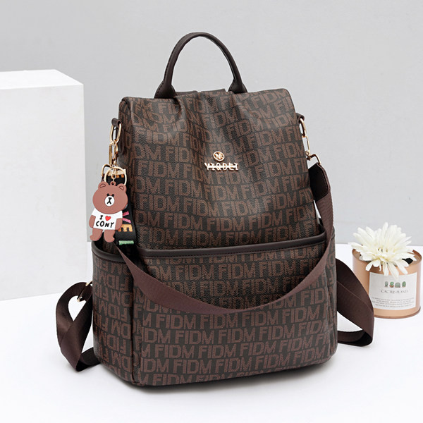 Moteriškos kuprinės – lengvos, talpios