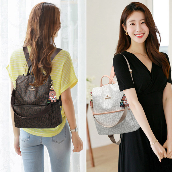 Moteriškos kuprinės – lengvos, talpios