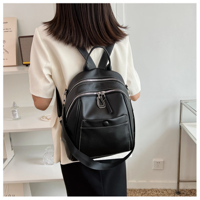 Naujo modelio moteriška odinė kuprinė su keliais skyreliais