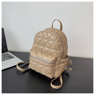 Női hátizsák - kicsi, zsebbel