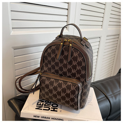 Laisva moteriška trijų spalvų kuprinė